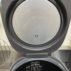 炊飯器の画像