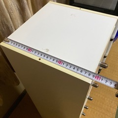 カラーボックス白の画像