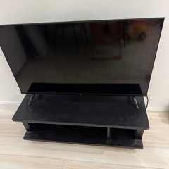 TCL・液晶テレビ40インチ・テレビ台付きの画像
