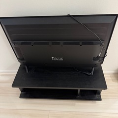 TCL・液晶テレビ40インチ・テレビ台付きの画像