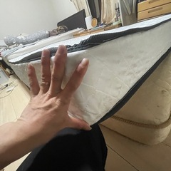 ダブルマットレスの画像