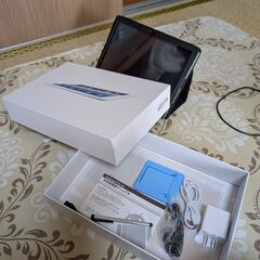 タブレット(約１０インチ）　ほぼ新品の画像