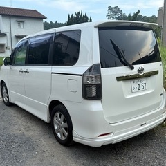 トヨタ ZRR70wの画像