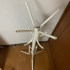 ハンガーラックの画像