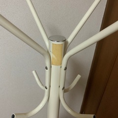 ハンガーラックの画像