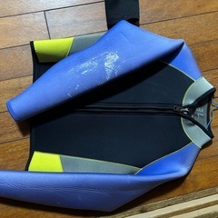 半そでウェットスーツ　の画像