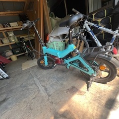 電動自転車の画像