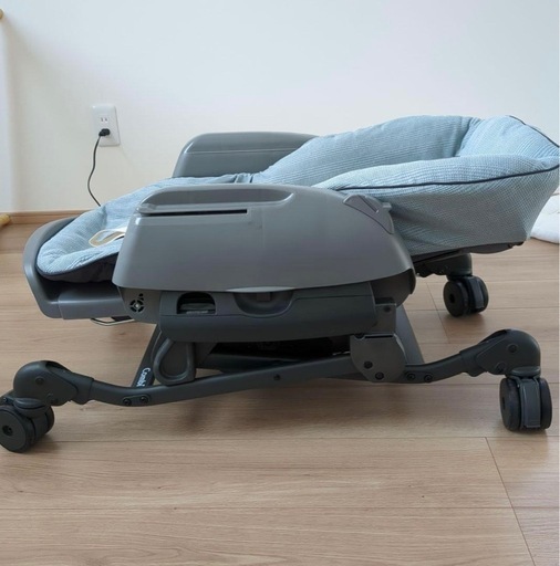 コンビ ネムリラ AUTO SWING BEDi Long