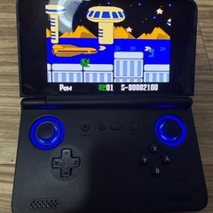 retroid flip 2 とmicro sd256GB、別売りのポーチ付きの画像