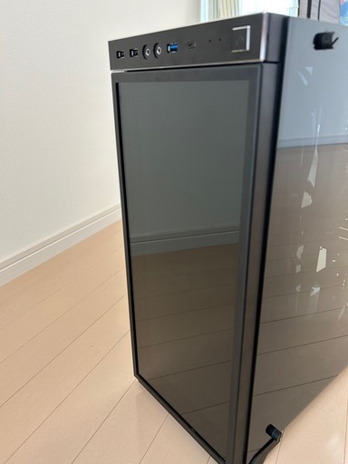 InWin 805 Infinity  ゲーミングPCケース LEDライティング付き