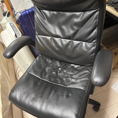オフィスチェアの画像