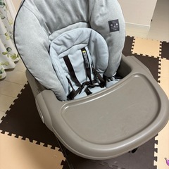 combi ハイローチェアの画像