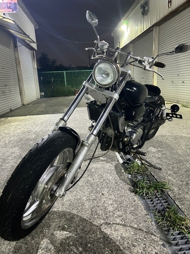 堺市南区発　ホンダ　マグナ250 カスタム車　好調 実働　格安　配送可