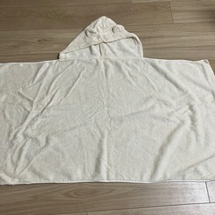 フード付きバスタオル２枚の画像