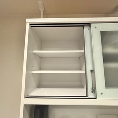 【8/29or30受け取り】食器棚の画像
