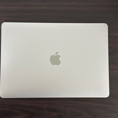 【美品】MacBook Air 2020 M1 256GB 付属品完備 半年使用の画像