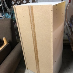 ３段カラーボックスの画像