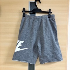 【NIKE】ジャージ素材ハーフパンツの画像