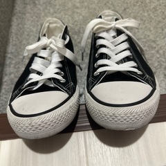 スニーカーの画像