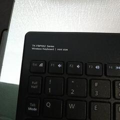 エレコムワイヤレスキーボードの画像