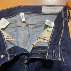 CAPRI ジーンズの画像