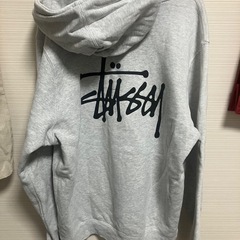 ステューシー　パーカーM 古着
の画像