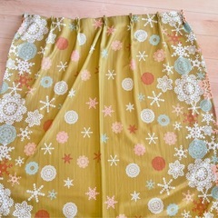 カーテン みどり色の画像