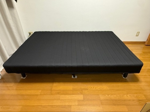 セミダブルベッドマットレス付き