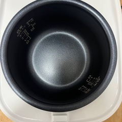 アイリスオーヤマ　マイコン炊飯器　3合　一人暮らし　エコ　ホワイト　2025年製の画像