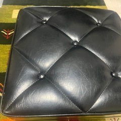 カリモク60　オットマン　スタンダードブラックの画像