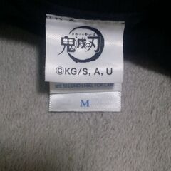 鬼滅の胡蝶しのぶTシャツ、サイズMの画像