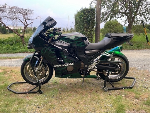 げっちゃん様 カスタムzx12r美車 (とっちゃん) 浜松のカワサキの中古あげます