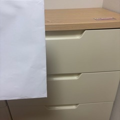 ウッドトップチェストの画像