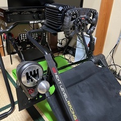 Next Level Racing F-GT Lite レーシングコックピットの画像