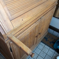 カントリー家具ライティングデスクの画像