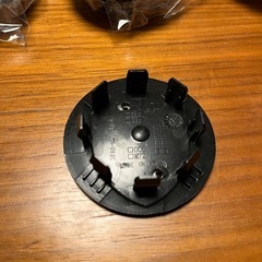 ポルシェ　ホイール　センターキャップ　ハブキャップ 65mmの画像