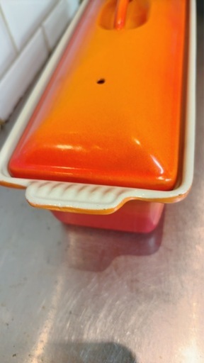 ル・クルーゼ　LE CREUSET　 テリーヌ型３２cm　オレンジ