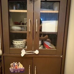 【0円でお譲りします！】食器棚の画像
