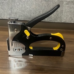 タッカーガンの画像
