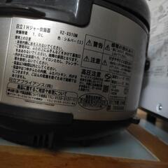 日立　炊飯ジャー　2017年製の画像
