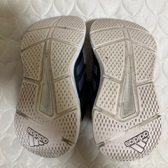 adidasスニーカー　23.5の画像