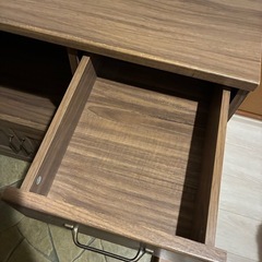 収納棚の画像