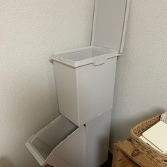 ニトリ　ゴミ箱　2段の画像