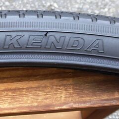 自転車 ２７インチ タイヤ ＫＥＮＤＡ ２７ｘ１－３／８の画像