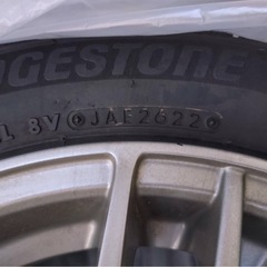 ブリヂストン　スタッドレスタイヤホイルの画像