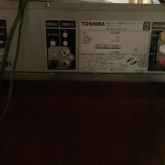 テレビとビデオデッキの画像