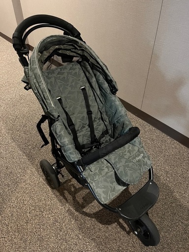 エアバギー　ブレーキ付き　ベビーカー