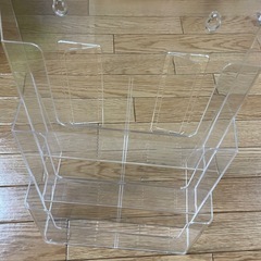 パンフレットラックの画像