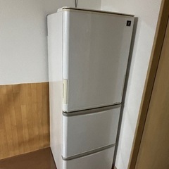 ２０１３年製　SHARP SJ-PW35X-W [冷蔵庫（350L・どっちもドア） ホワイト系 プラズマクラスター冷蔵庫]の画像
