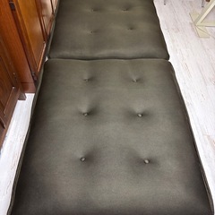 折りたたみベッドの画像